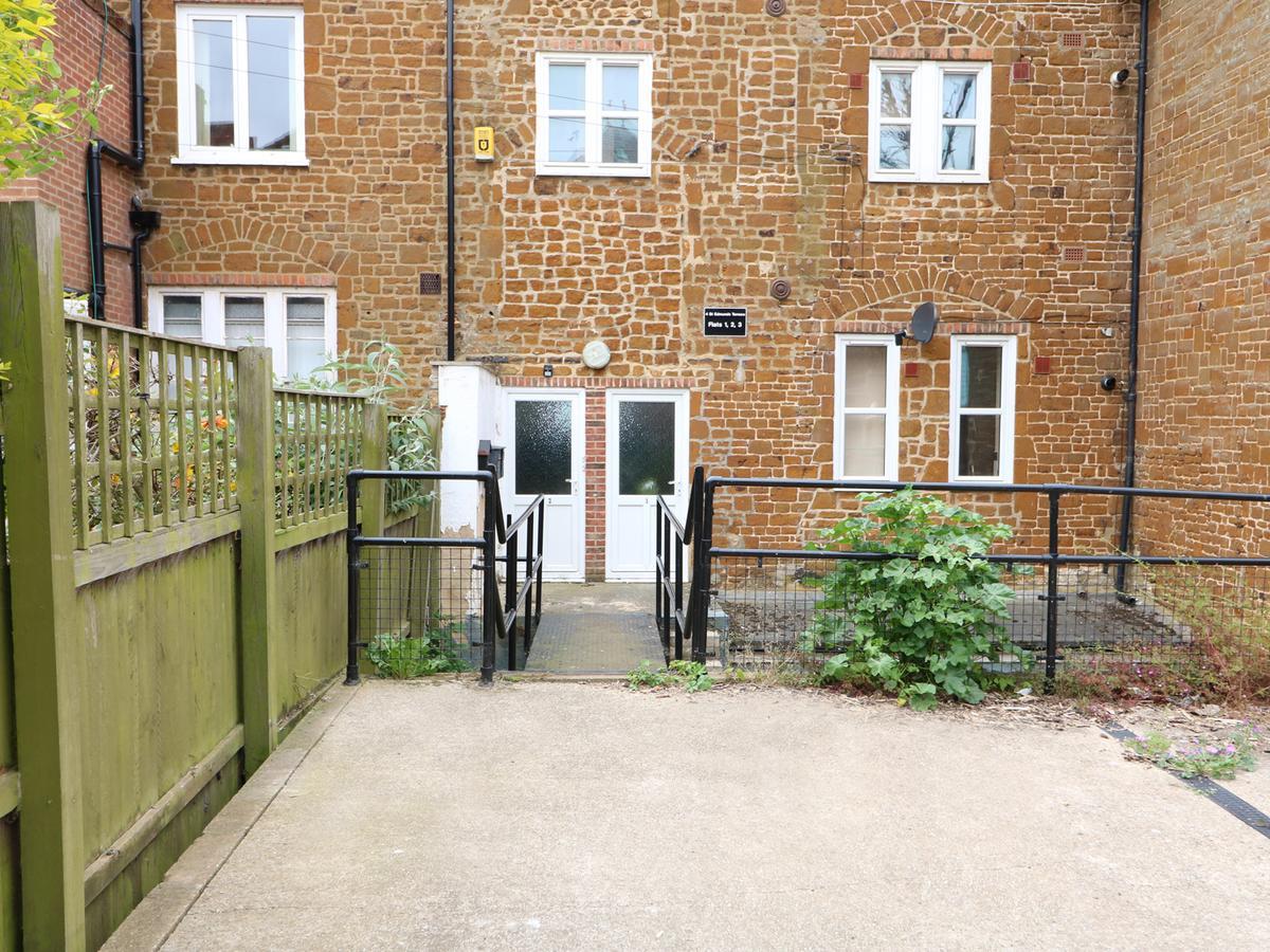 亨斯坦顿Flat 2, 4 St Edmund'S Terrace公寓 外观 照片